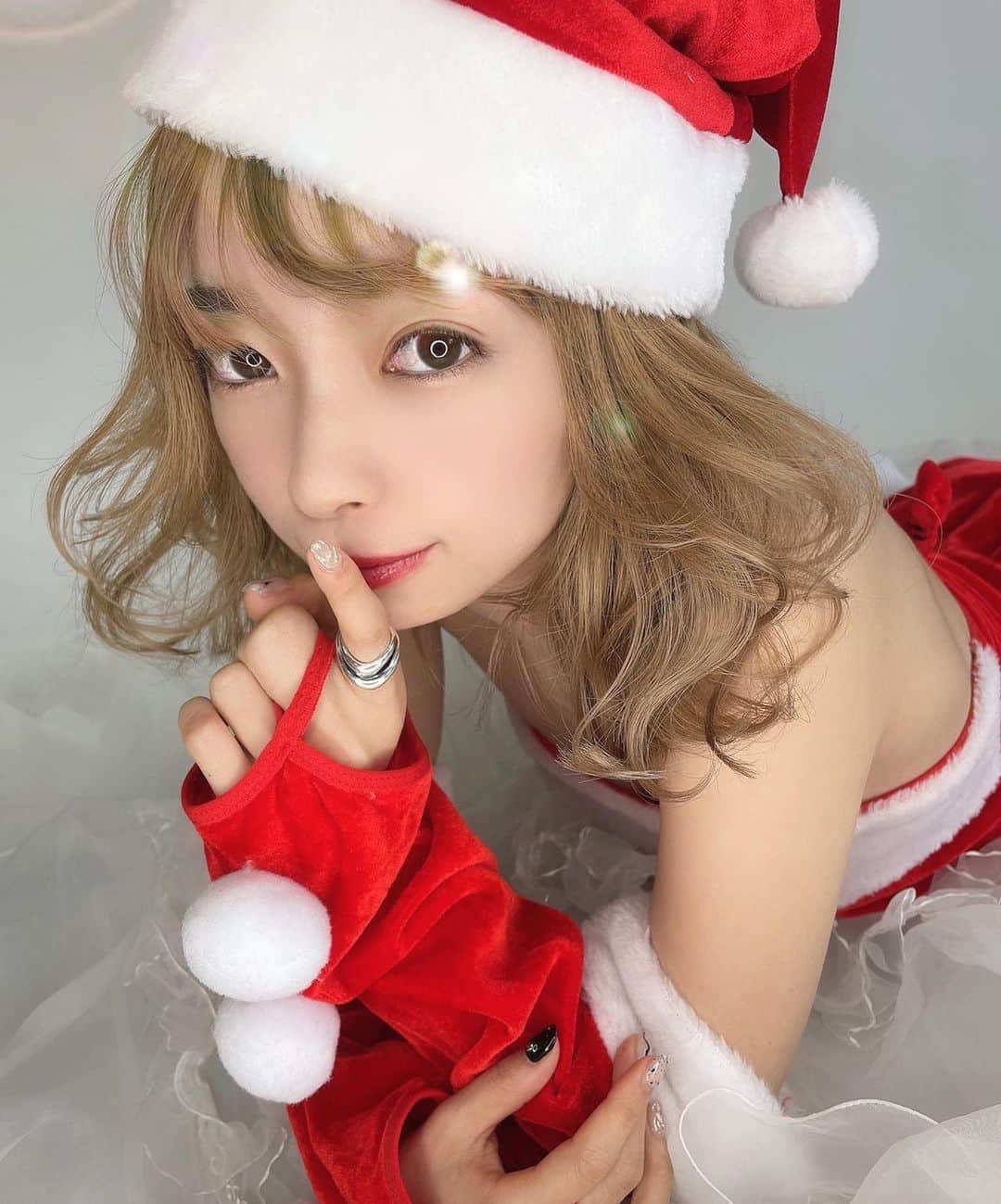 塩川裕美のインスタグラム：「. 連投しちゃう🎅🎁💕」