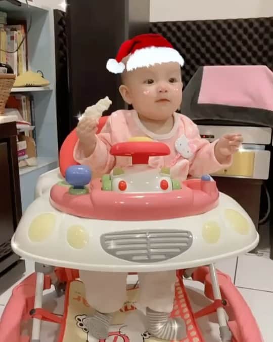 郭俊麟のインスタグラム：「聖誕節快樂🎅🎄」
