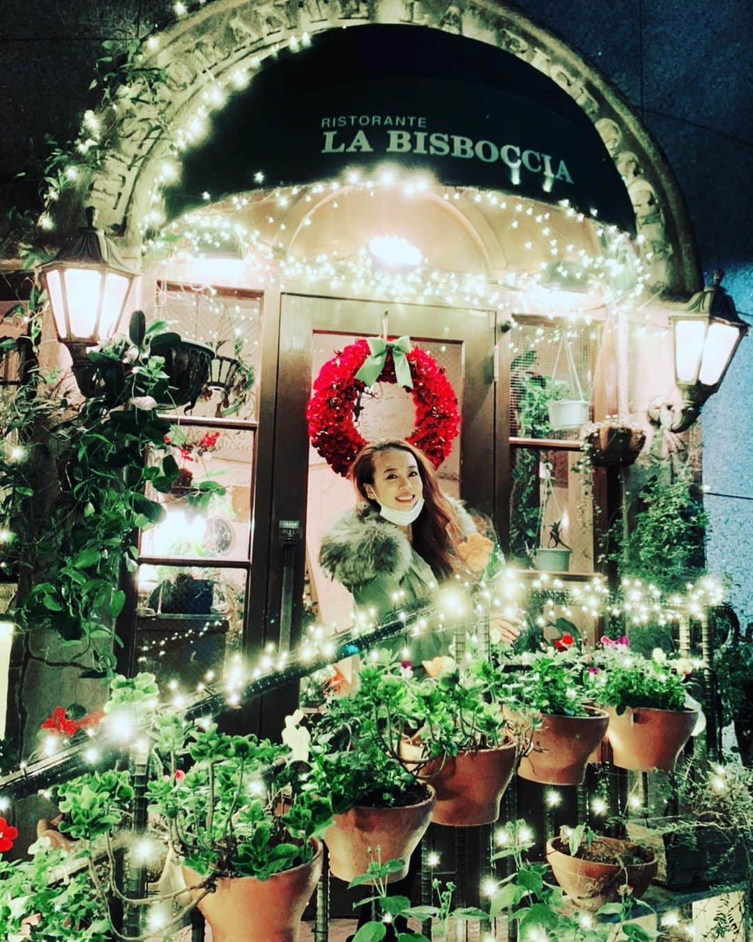 あびる優さんのインスタグラム写真 - (あびる優Instagram)「Merry Christmas🎅🎄🎁🎂💕  Have a nice  Christmas😋💫  #merrychristmas#christmas#メリークリスマス#クリスマス#🎅#🎄#❤️」12月24日 21時10分 - yuabiru74