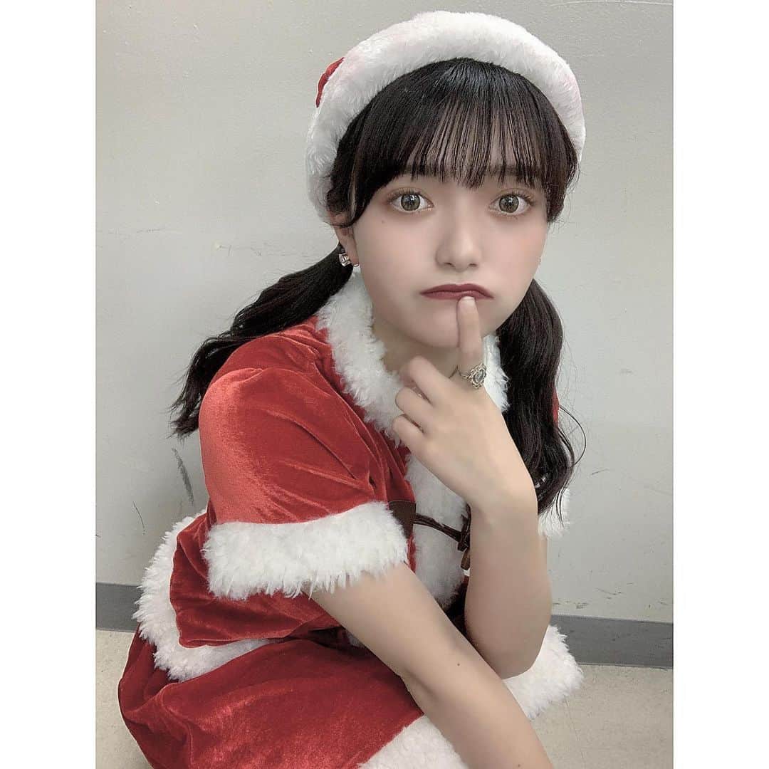 増田ねねのインスタグラム：「♡ Merry Xmas👸🏼❤︎ . . #merrychristmas #サンタコス  #jk3#ljk#jkブランド #ljkの素敵な思い出  #イエベ#イエベ秋#イエベメイク」