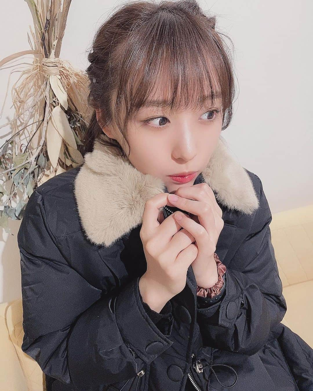 鎌田菜月さんのインスタグラム写真 - (鎌田菜月Instagram)「咳をしても一人。 #ootd #outerwear #冬コーデ #xmas #winterfashion #lilyboutique」12月24日 21時19分 - nacky_k829