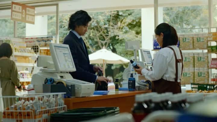 川面千晶のインスタグラム：「大塚製薬さんの UL・OS(ウル・オス) の新CMに出演させていただきました☺ ・ 産後初CMで、すんご〜く楽しかった😘 ・ 撮影の前に1人で喫茶店モーニング出来た感動は忘れないよ🍽  #モーニングうまい #そんなことよりメリークリスマス」