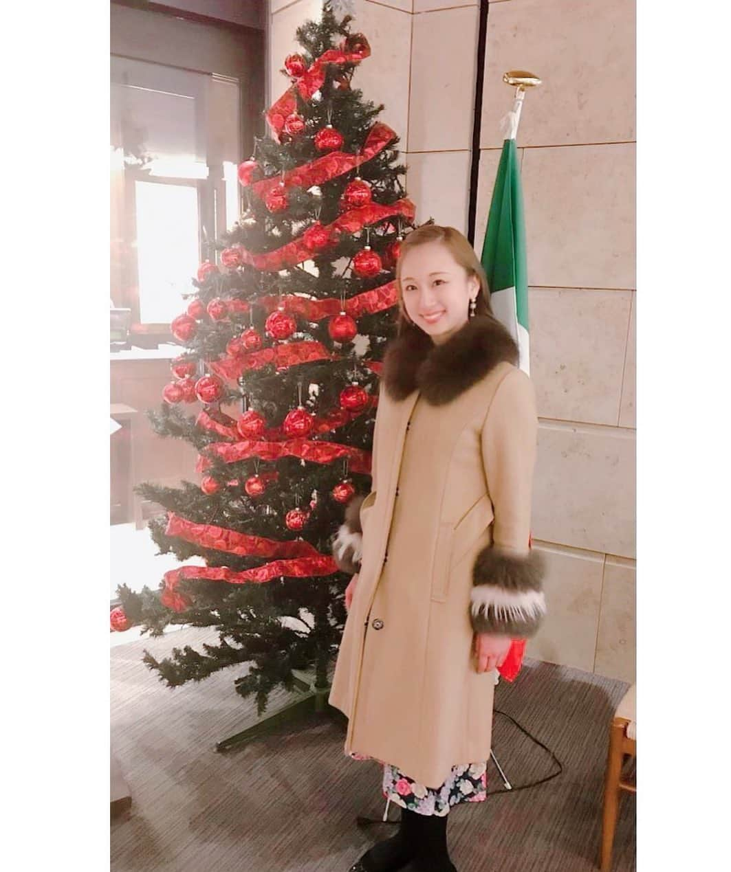 茉玲さや那さんのインスタグラム写真 - (茉玲さや那Instagram)「﻿ ✨𝙼𝚎𝚛𝚛𝚢 𝚇'𝚖𝚊𝚜🎄﻿ ﻿ 明日の25日は退団を発表した日﻿ 2年前の今頃はドッキドキだったなぁ。。﻿ ﻿ その時にみなさんから頂いたお言葉は﻿ 今でも鮮明に覚えています﻿ ﻿ 形あるものはもちろんだけど﻿ 形はなくても ﻿ いっしょに過ごした時間や かけてもらった言葉が﻿ なによりも記憶に残るんだなぁと﻿ いま 改めて感じてます‪‪☺︎‬‬﻿ ﻿ ずーっと大切にします‬‪‪☺︎✨﻿ ﻿ ﻿ みなさま 素敵なXmasを…❤💚﻿ ﻿ ﻿ ﻿ #思い出shotを添えて‪‪☺︎‬﻿ ﻿」12月24日 21時54分 - sayana_egg_98