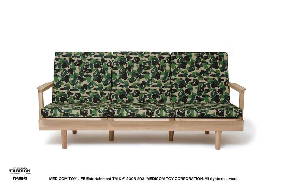 ア ベイシング エイプさんのインスタグラム写真 - (ア ベイシング エイプInstagram)「A BATHING APE®️ launched a new collection based on the theme of home, titled "BAPE HOME".   https://bape.com/pages/bape-home  #bape #abathingape #bapehome」12月24日 22時00分 - bape_japan