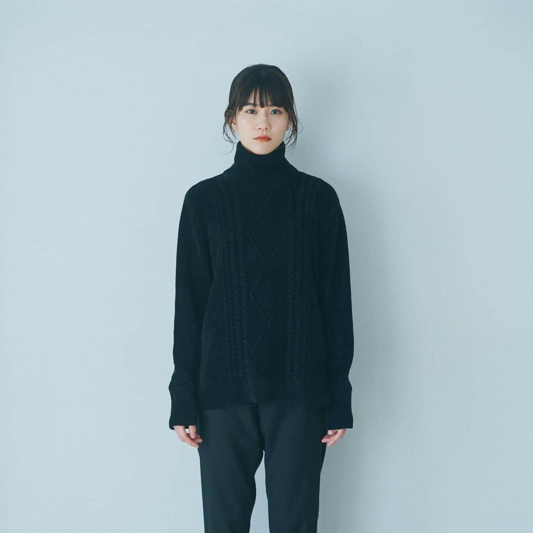 栗林藍希さんのインスタグラム写真 - (栗林藍希Instagram)「佐藤健さんが制作したハイネックケーブルニットの着用モデルをさせていただきました。」12月24日 22時12分 - ____aino