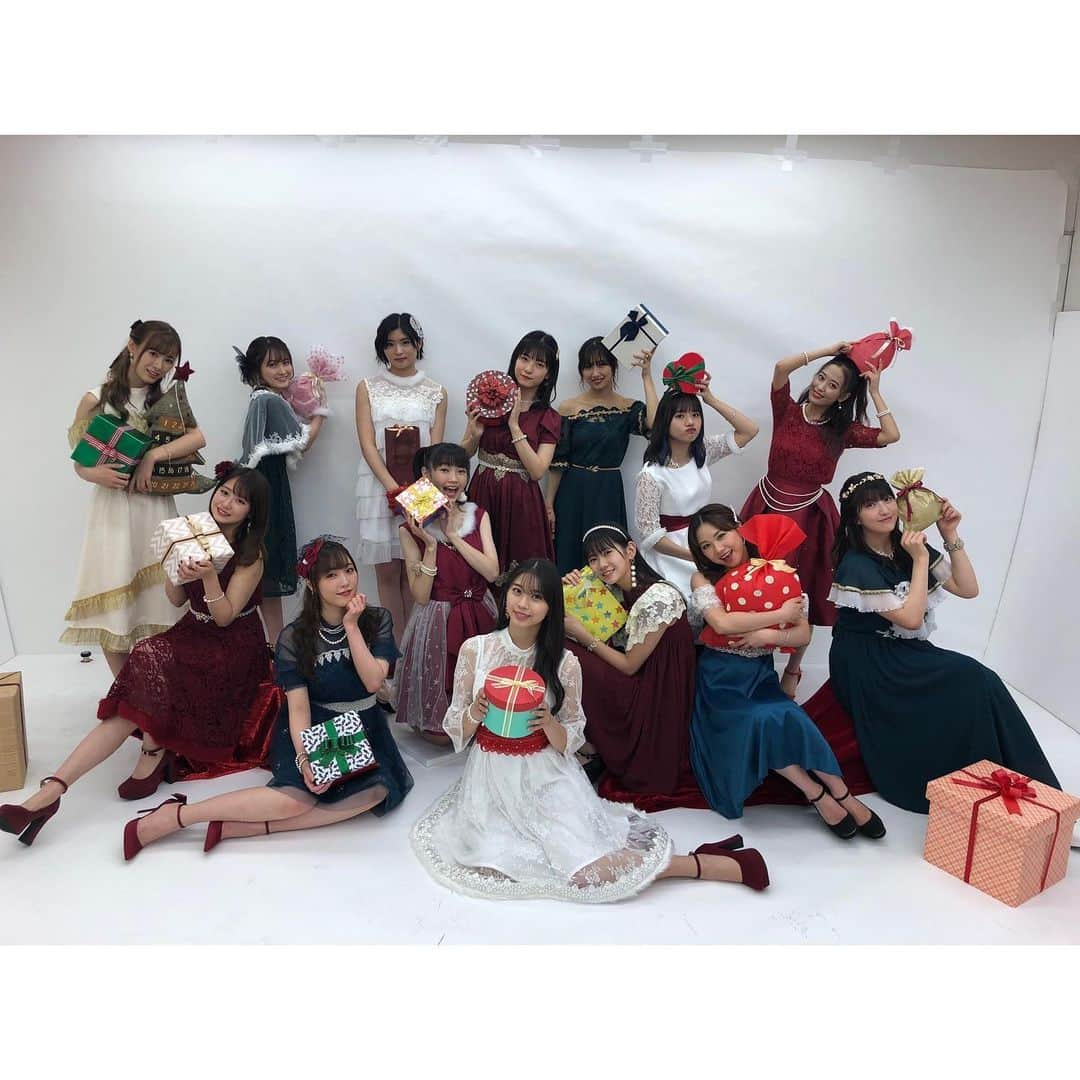 森戸知沙希さんのインスタグラム写真 - (森戸知沙希Instagram)「🎄🎁🎅 　 　　 「モーニング娘。'20 FCイベント〜プレモニ。クリスマス会〜」 　　　　　 　　　　　　 @川口総合文化センター・リリアで行ったイベントの模様を配信でご覧いただけます🎅　  　　　　　　 会場に来られなかった方もぜひ一緒にクリスマス気分を味わいましょう🥰  　　　　　 　　　　　  配信期間：2020年12月25日（金）20時（予定）～12月26日（土）20時（予定） 　　　　　　 申込締切は、12月26日（土）12時  　　　　　　　　　　 　　　　　　　 #morningmusume20  #helloproject  #モーニング娘20  #森戸知沙希  #クリスマス  #クリスマスイベント  #今日は  #クリスマスイブ  #クリスマス気分  #味わってね 🎄」12月24日 22時49分 - chisaki__morito.official