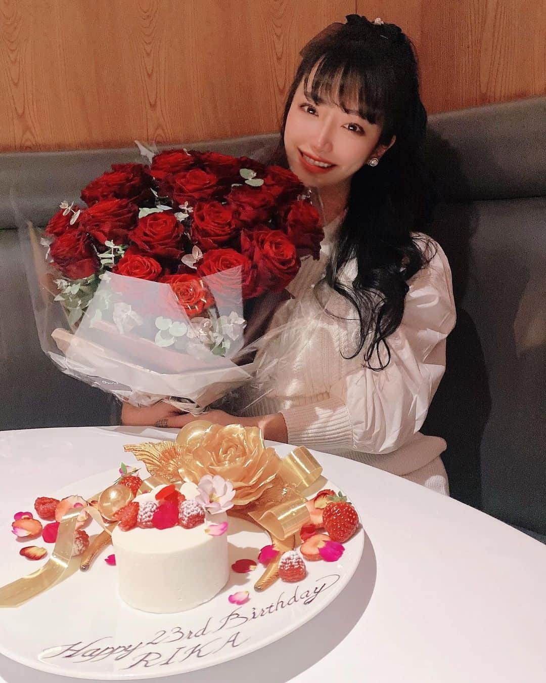 RIKAのグルメインスタ