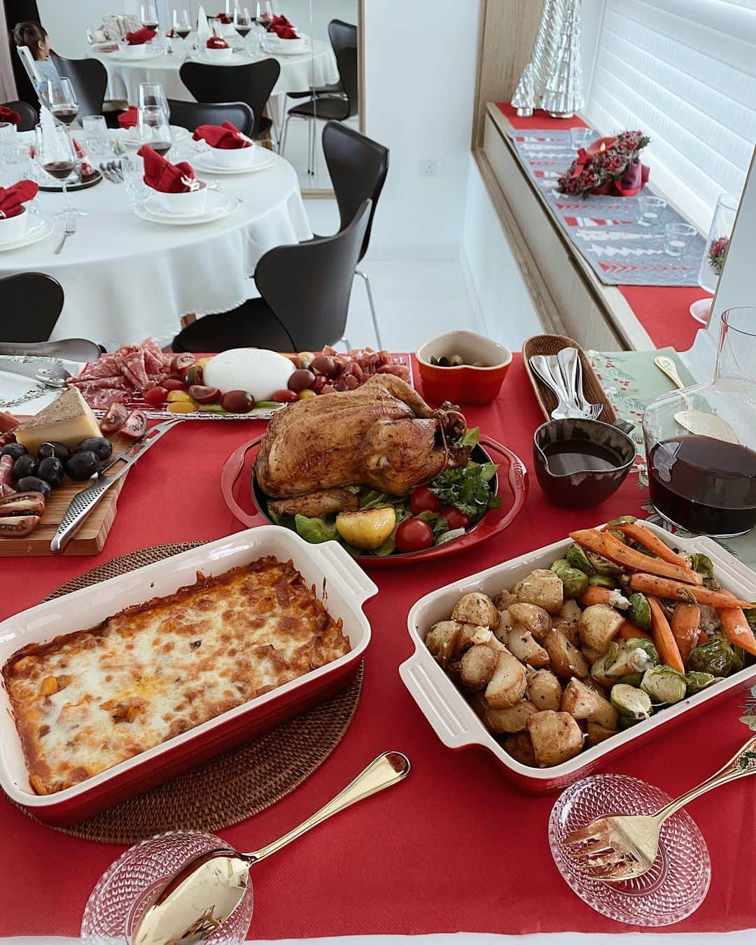 Shokoさんのインスタグラム写真 - (ShokoInstagram)「Merry Christmas 🎄 Cozy family dinner at home.」12月24日 23時49分 - simplytokyo