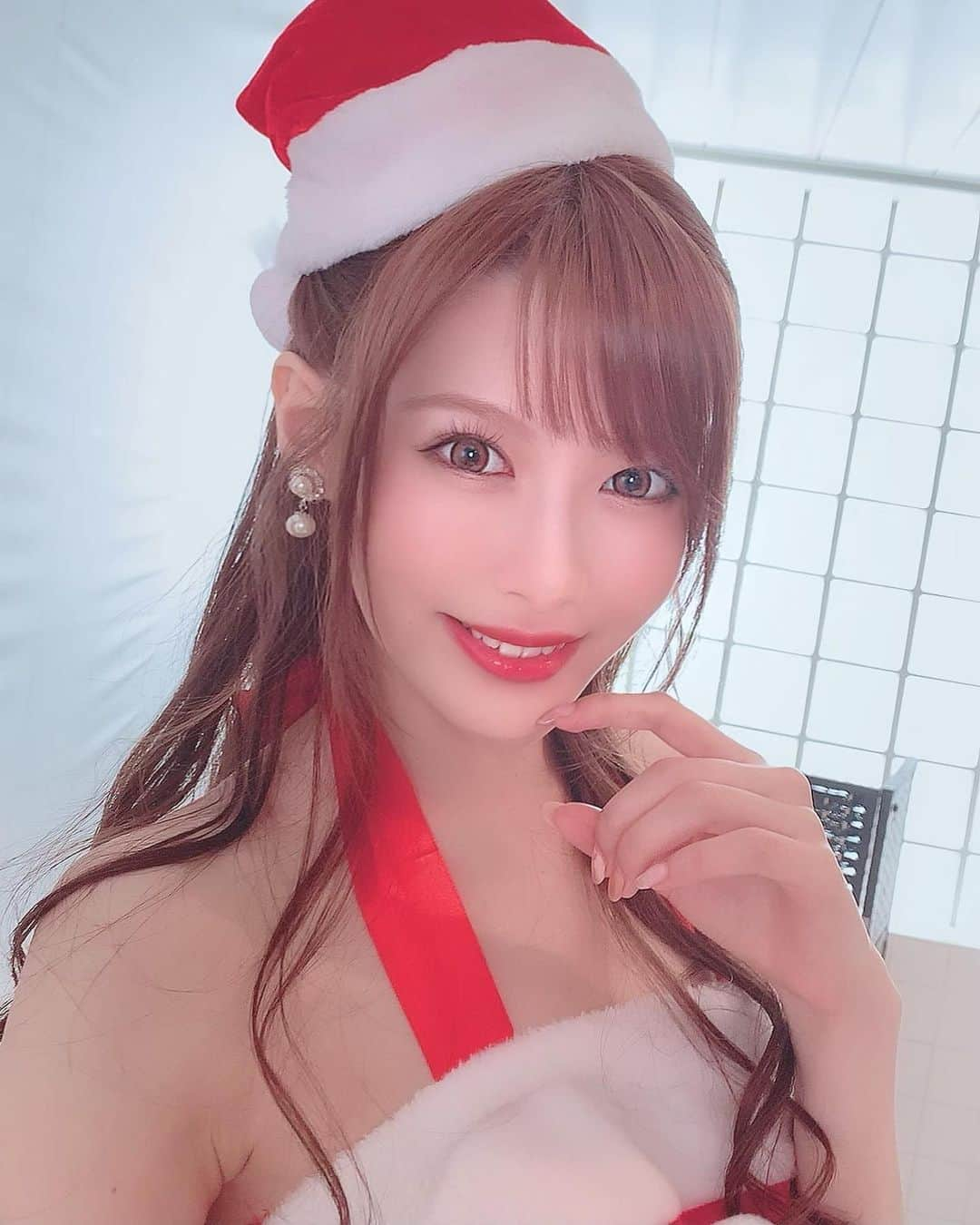 相沢みなみさんのインスタグラム写真 - (相沢みなみInstagram)「🎄Merry X'mas to all🥂 . #相沢みなみ  #めりくり #メリクリ  #merrychristmas #merryxmas  #圣诞节 #圣诞节快乐 #圣诞快乐」12月25日 9時43分 - epoint2016