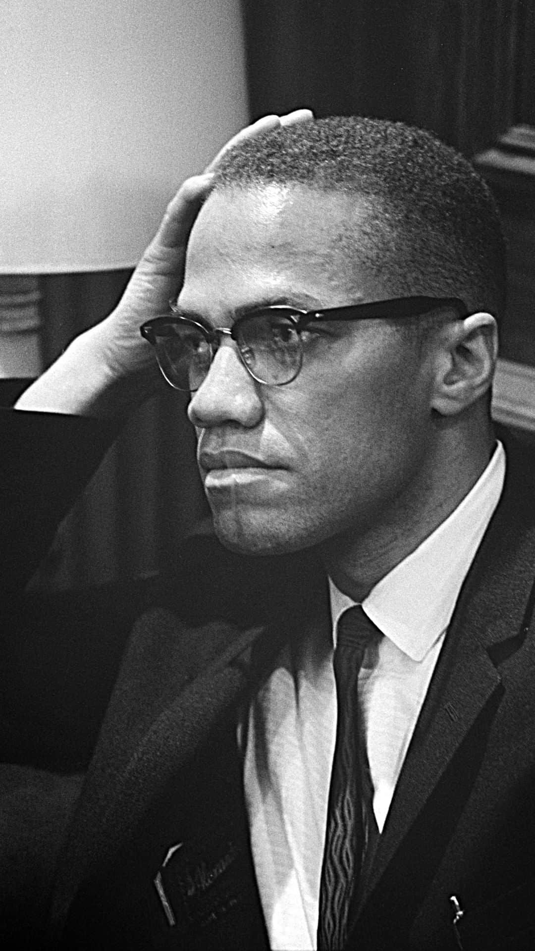 コモンのインスタグラム：「"You can’t separate peace from freedom because no one can be at peace unless he has his freedom." Malcolm X.」