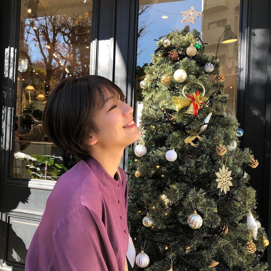 佐藤美希さんのインスタグラム写真 - (佐藤美希Instagram)「素敵な一日を🎄💕  #merrychristmas #クリスマス #美容院納め #haircolor  #belle #bellekichijoji」12月25日 9時53分 - satomiki0626