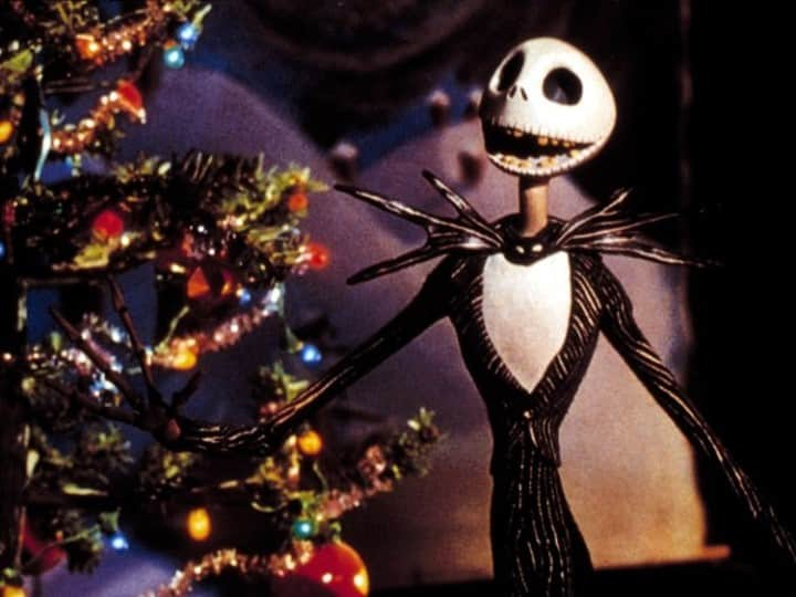 Alternative Pressさんのインスタグラム写真 - (Alternative PressInstagram)「Twas the night before Christmas 🎄⁠ .⁠ .⁠ .⁠ #thenightmarebeforechristmas #thenightmarebeforechristmas #timburton #timburtonthenightmarebeforechristmas #timburtonnightmarebeforechristmas #jackskellington #altpress #alternativepress」12月25日 10時01分 - altpress