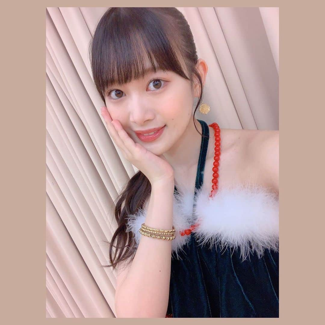 BEYOOOOONDSさんのインスタグラム写真 - (BEYOOOOONDSInstagram)「🧸🧸🧸🧸 . おはようーたん！ #里吉うたの です🐶 . メリークリスマス🎄❤️ 今日は｢Hello!Project presents... Premier Seat BEYOOOOONDS premium｣の放送です💘 22:00~！ Twitterの@Hikari_HelloProにて、私がリアルタイム実況します🎁 皆さんも #ハロプロプレシ でツイートしてねっ🎀 . #BEYOOOOONDS #新曲初披露 #クリスマス  🧸🧸🧸🧸」12月25日 10時24分 - beyooooonds_official