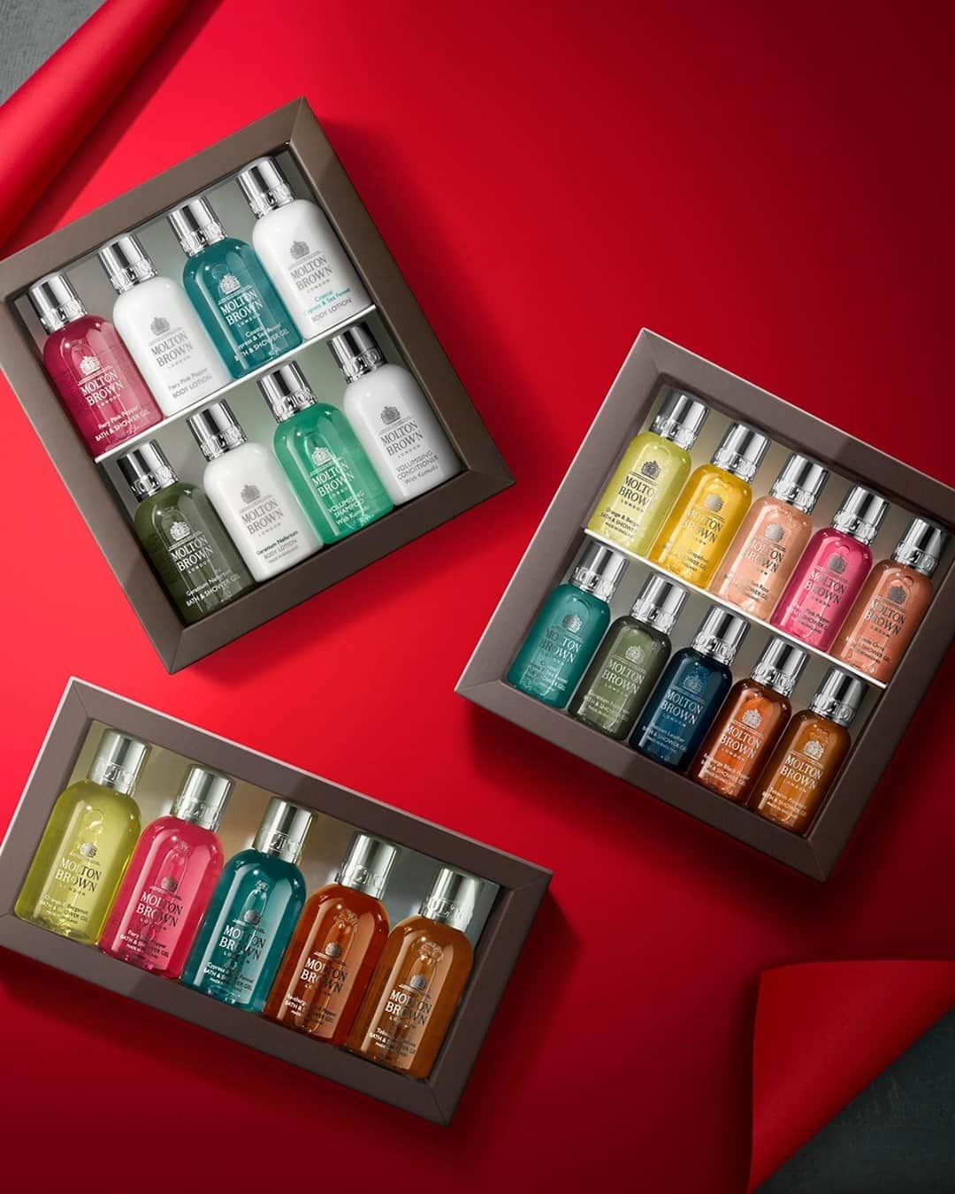 モルトンブラウンのインスタグラム：「Our Winter Sale has landed! Discover old favourites, limited edition fragrances and more with up to 30% OFF*.」
