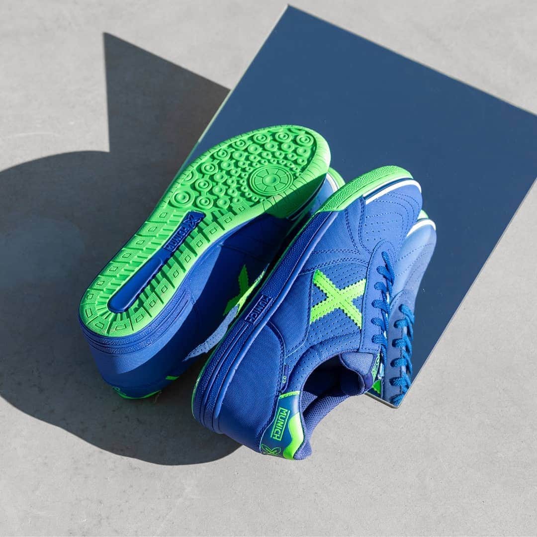 ミュニックのインスタグラム：「The reflection of greatness 👟✨ #MunichSport #G3PROFIT #Futsal #newcollection #FW2020」