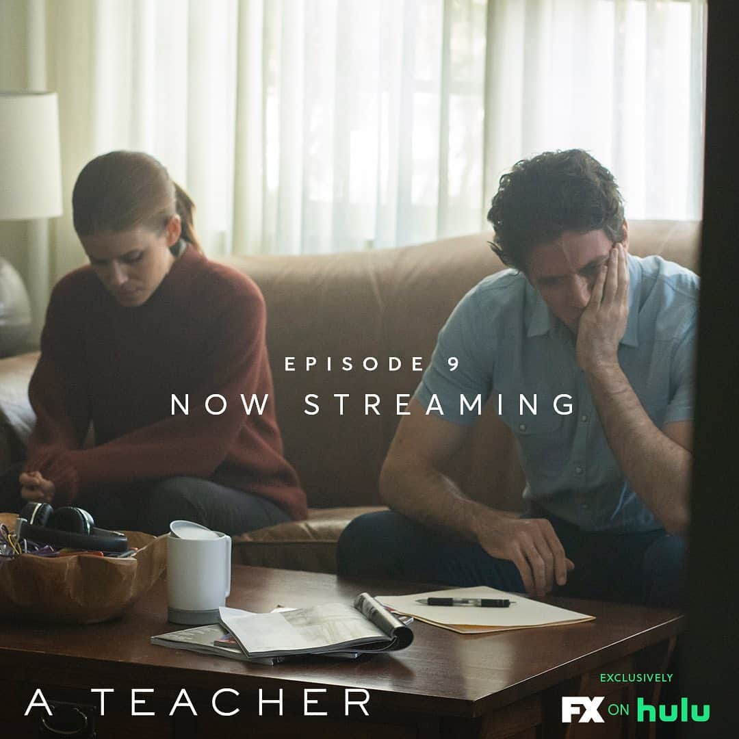 Hulu Home of Emmy-winningさんのインスタグラム写真 - (Hulu Home of Emmy-winningInstagram)「Vows broken. Episode 9 of #ATeacher is out now on #FXonHulu.」12月25日 2時02分 - hulu