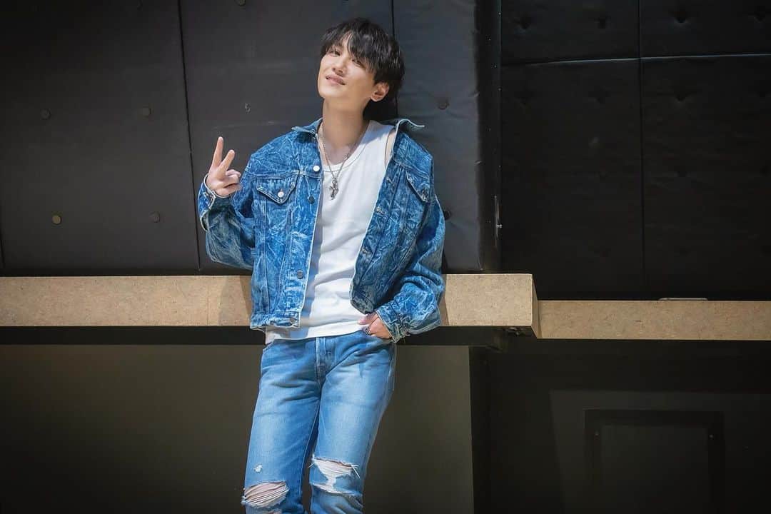 YUTAのインスタグラム：「ライブは楽しいよ☺︎ 今日も楽しもう！！^ ^」