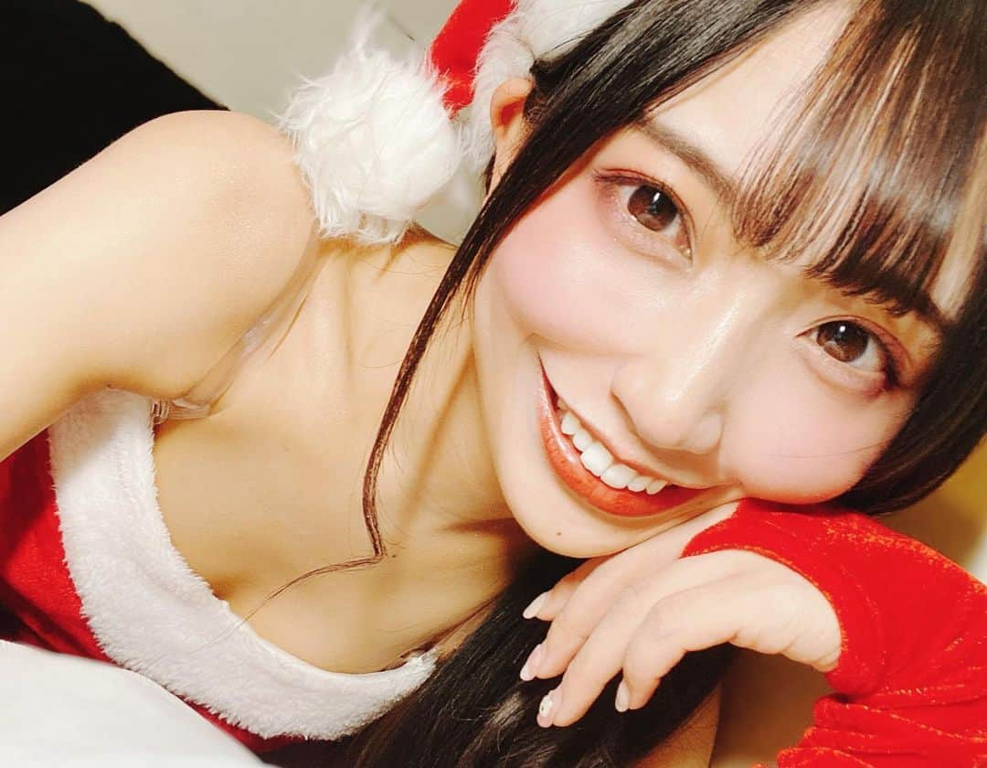 月野もあさんのインスタグラム写真 - (月野もあInstagram)「❤️  🎄✨Merry X'mas✨🎄  #christmas #santaclaus #love」12月25日 2時19分 - moa_tsukino