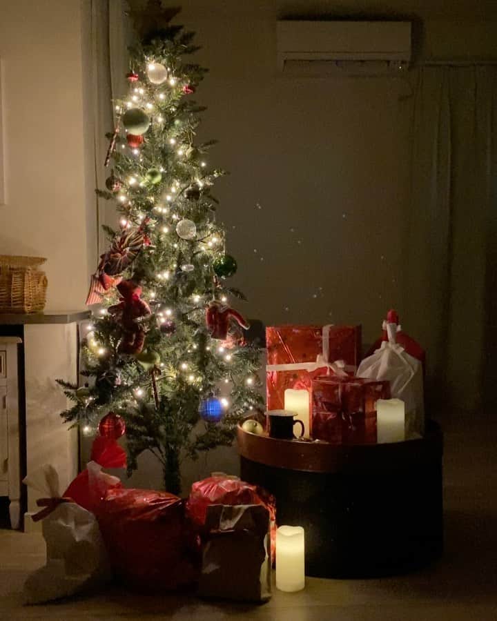 のインスタグラム：「Merry Christmas 🎄🤍」