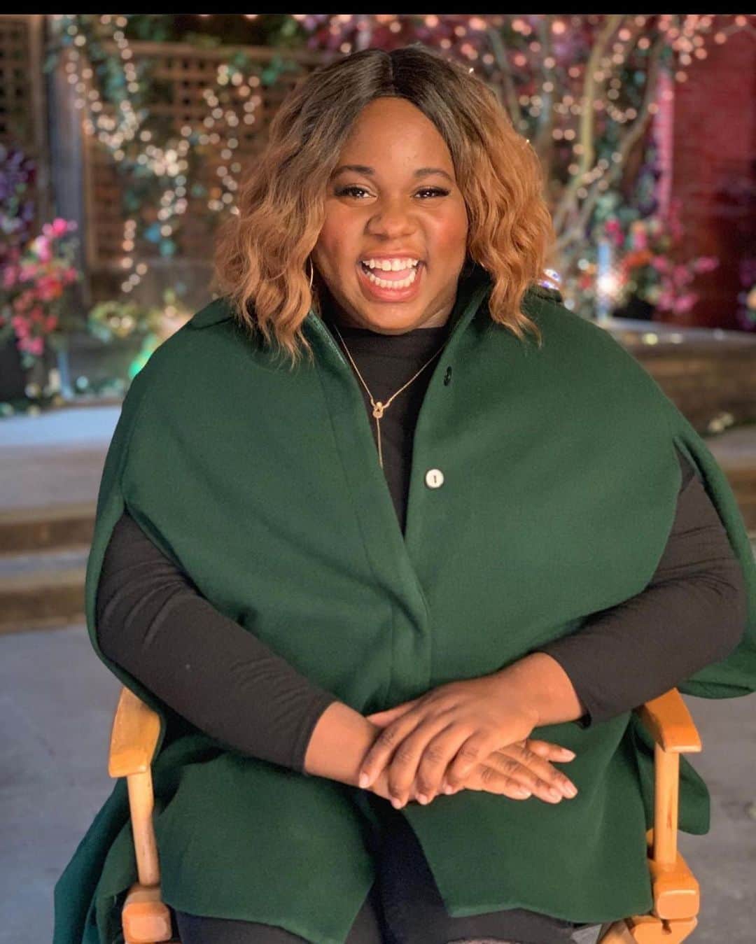 アレックス・ニューウェルのインスタグラム：「Happy Holidays!!!!」