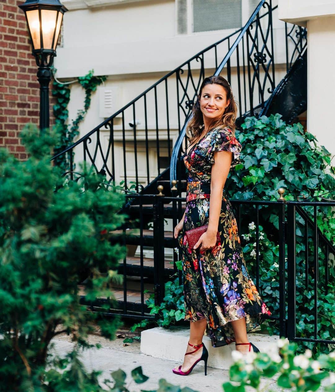 のインスタグラム：「Walking into the holiday weekend in the Midnight Roxana Dress. Wishing everyone a happy and healthy holiday! #shoshanna #shoshannamidnight #nyc」