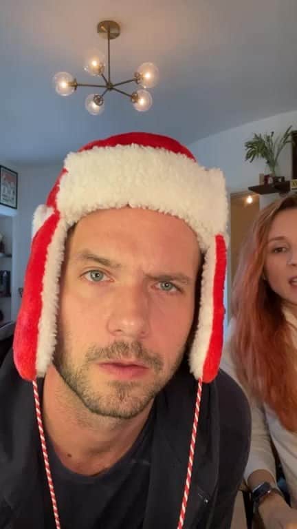 パトリック・J・アダムスのインスタグラム：「In case you missed our IG Live - here’s a replay where we go over the rules of Hostile Takeover and some exciting announcements for Sunday’s Game Night with the cast of Suits and special guests. Use the link in my bio to #suitupforgeorgia」