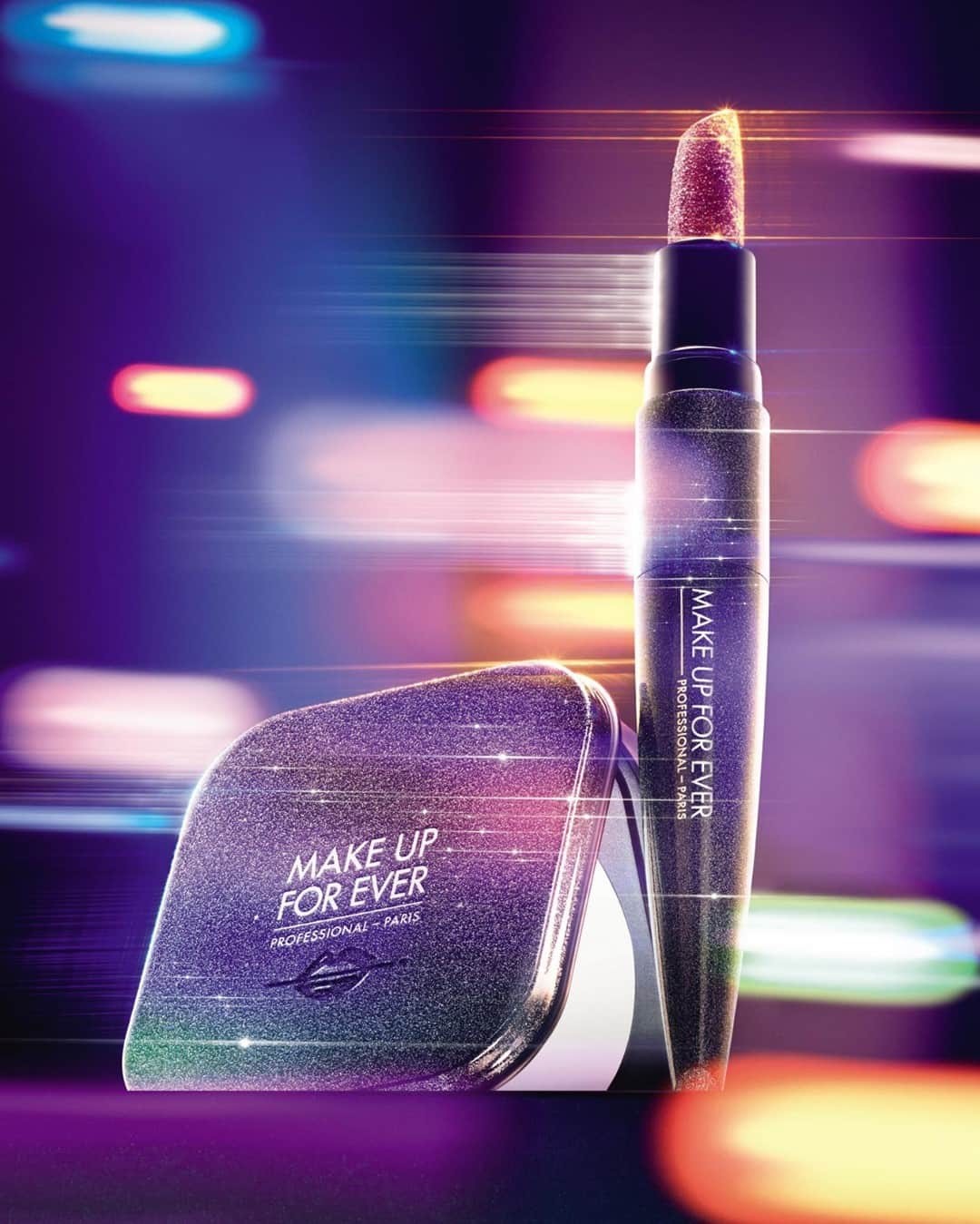 MAKE UP FOR EVER OFFICIALさんのインスタグラム写真 - (MAKE UP FOR EVER OFFICIALInstagram)「Dreamy duo for sparkling nights!⁣ ⁣ Embark on a brilliant journey with #RougeArtistSparkle and #UltraHDPressedPowder,⁣ available for a limited time only in their sparkly packaging, online and instores!⁣ _⁣ ⁣ #FlashingSparkle⁣ #Holiday2020⁣ #makeupforever」12月25日 6時01分 - makeupforever