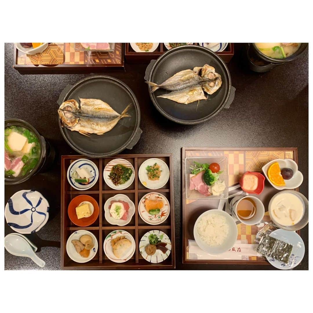 小林由佳さんのインスタグラム写真 - (小林由佳Instagram)「DECEMBER  travel around Hakone🍶♨️」12月25日 9時11分 - yuca_tan