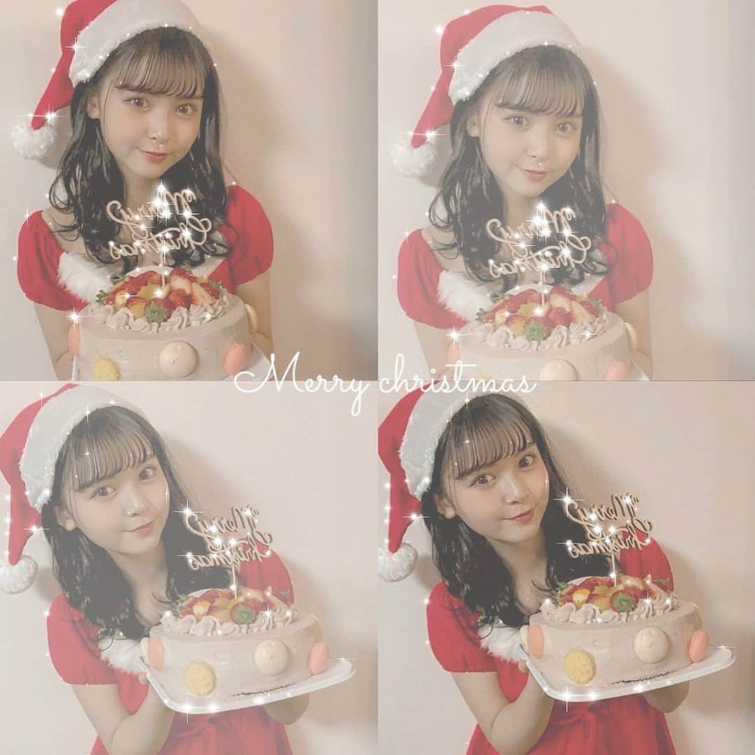 小泉のん（のんち）さんのインスタグラム写真 - (小泉のん（のんち）Instagram)「.  #merrychristmas 🎄❤️  何歳になってもウキウキしちゃうイベント＾＾ ・  トナカイもして〜サンタもして。 ケーキも食べていつものチキンも食べて。 イヴも本番も楽しい日にしてくれるんだよ〜父と母🌝  ・ 皆様のクリスマスも沢山聞かせて🤎  ・ ・」12月25日 20時06分 - _ponichan