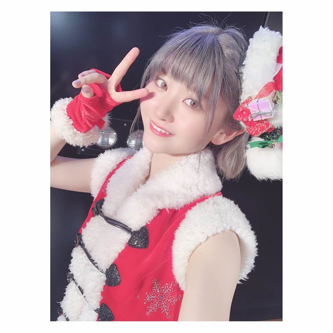 大竹ひとみさんのインスタグラム写真 - (大竹ひとみInstagram)「🎁 . .  Merry X'mas💕  . #クリスマス #衣装 #サンタさん #ハイトーンボブ #christmas #santaclaus #selfie #selca #follow #followｍe #instagood #instalike  #산타클로스 #셀카 #좋아요 #팔로미」12月25日 18時45分 - iamhitomi_48