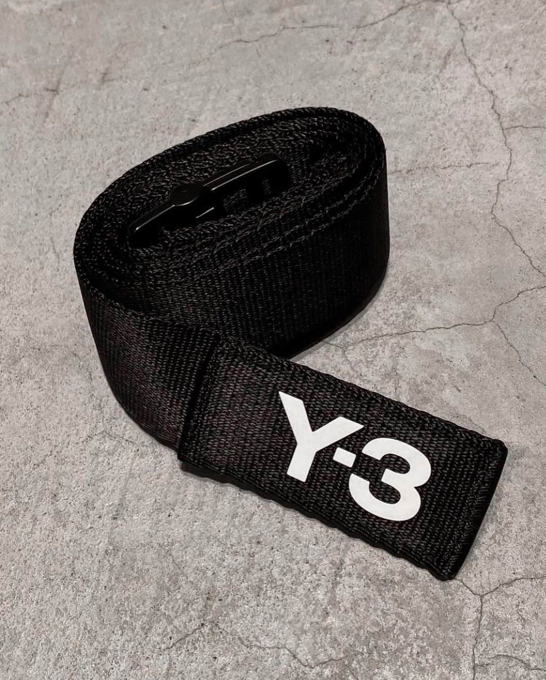 Lui's Lui's official instagramさんのインスタグラム写真 - (Lui's Lui's official instagramInstagram)「ㅤㅤㅤㅤㅤㅤㅤㅤㅤㅤㅤㅤㅤ﻿ ﻿ ﻿ ﻿ ▼in store now﻿ ﻿ ﻿ ﻿ Y-3 【 @adidasy3 】﻿ 2021  Spring & Summer Collection﻿ -1st delivery-﻿ ﻿ ﻿ ▼store ﻿ Lui's 池袋店 @luisikebukuro ﻿ Lui's 船橋店 @luis_tokyobay ﻿ Lui's/EX/store 湘南店 @luis_ex_store_shonan ﻿ ﻿ ﻿ ﻿ #adidasy3 #y3yohjiyamamoto﻿ #yohjiyamamoto #ヨウジヤマモト﻿ ﻿ ﻿」12月25日 18時50分 - luis_official___