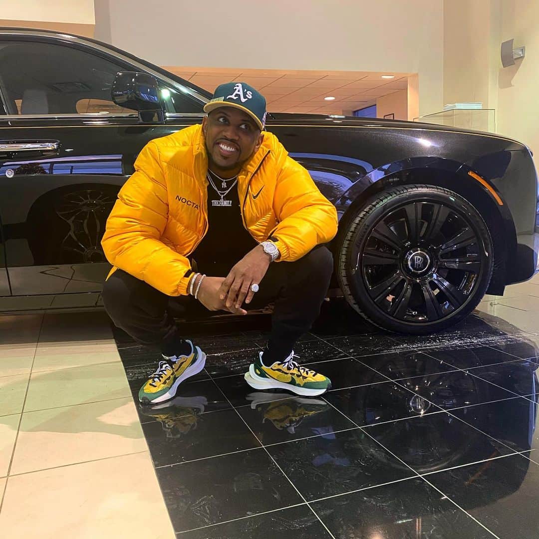 ファボラスのインスタグラム：「The shit feel like when Fredro Starr was in Sunset Park stuntin’ hard in his yellow goose..」