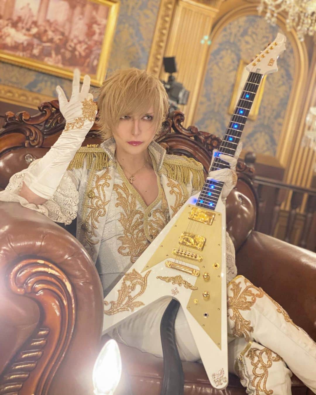 MiA のインスタグラム：「⚜️」