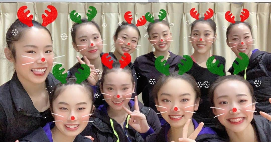 横田葵子さんのインスタグラム写真 - (横田葵子Instagram)「Merry Christmas🎄🎅 久々投稿✌️  10人で久しぶりに写真撮った✨💗 LOVE❤️  #MerryChristmas」12月25日 19時47分 - kiko_yokota