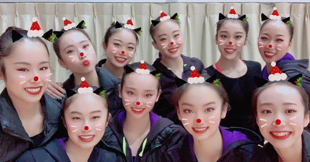 横田葵子さんのインスタグラム写真 - (横田葵子Instagram)「Merry Christmas🎄🎅 久々投稿✌️  10人で久しぶりに写真撮った✨💗 LOVE❤️  #MerryChristmas」12月25日 19時47分 - kiko_yokota