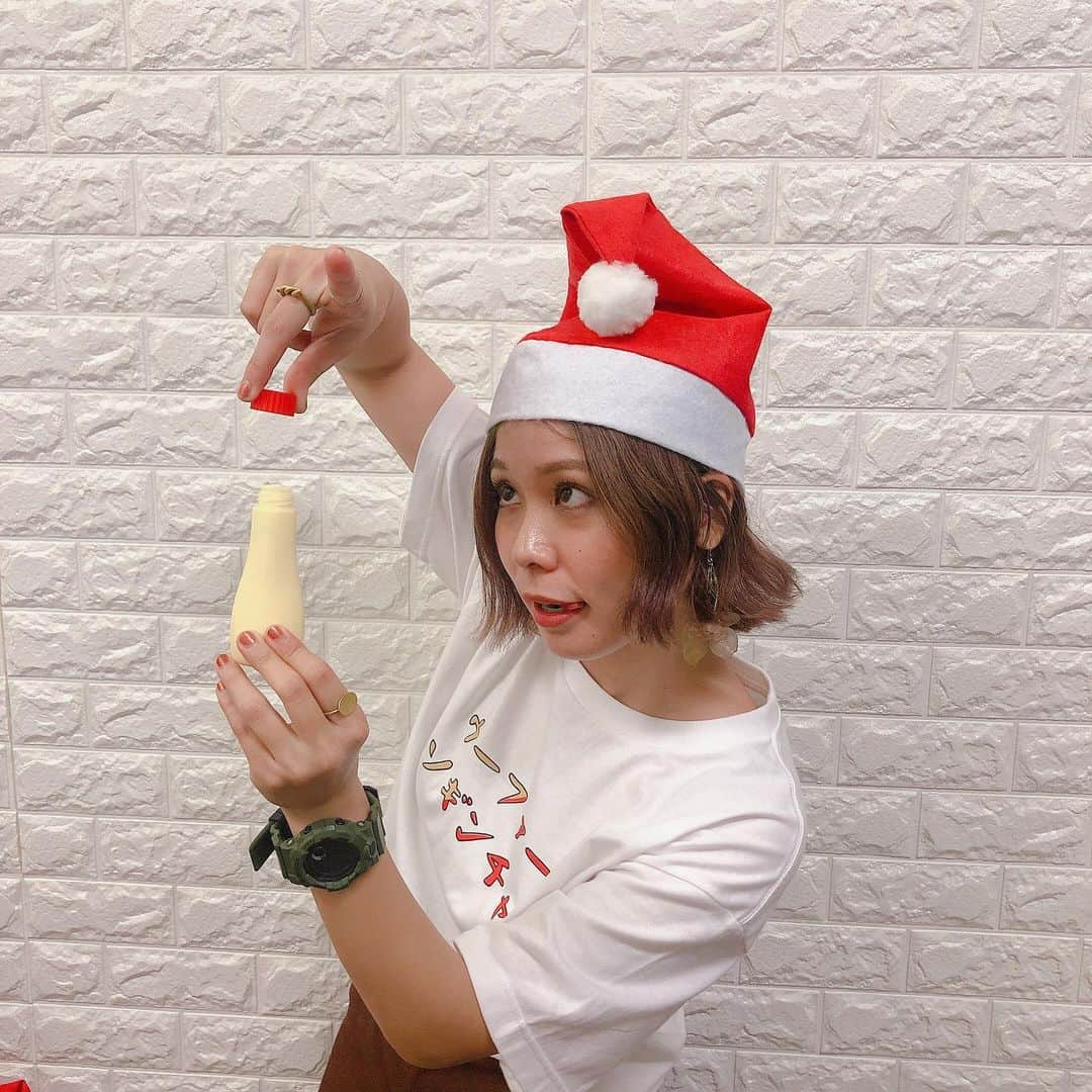 MAIKO さんのインスタグラム写真 - (MAIKO Instagram)「Merry Christmas🎄🔔 サンタさんみんなのところに来たー？🎁 今なら何お願いするかなぁ〜😦悩む… ︴ ︴ @official_sevenoops  #素敵な1日を🎄✨ #圣诞快乐🎄  #Selamat Natal✨ #Feliz Navidad🌵 #sevenoops」12月25日 11時35分 - maiko_oops