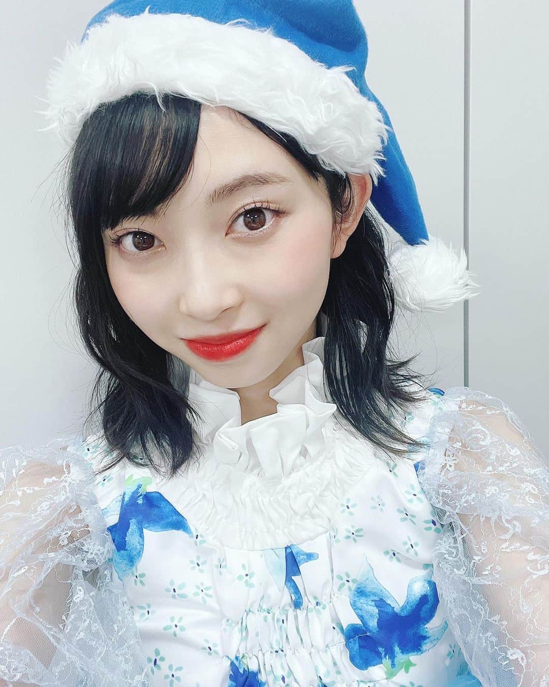 辻野かなみのインスタグラム：「❤︎﻿ ﻿ 🎅🏻𝕄𝕖𝕣𝕣𝕪 ℂ𝕙𝕣𝕚𝕤𝕥𝕞𝕒𝕤🎄﻿ ﻿ ケーキ🎂もチキン🍗も食べました！か？😊﻿ ﻿ これからかな？﻿ ﻿ ﻿ 明日は‼︎﻿ ときクリ🎄です🥳﻿ とき宣のクリスマス🎁﻿ 最高のクリスマスを過ごしましょう🎶﻿ ﻿ #クリスマス　#ときクリ﻿ #instagood #instalike #followme﻿」