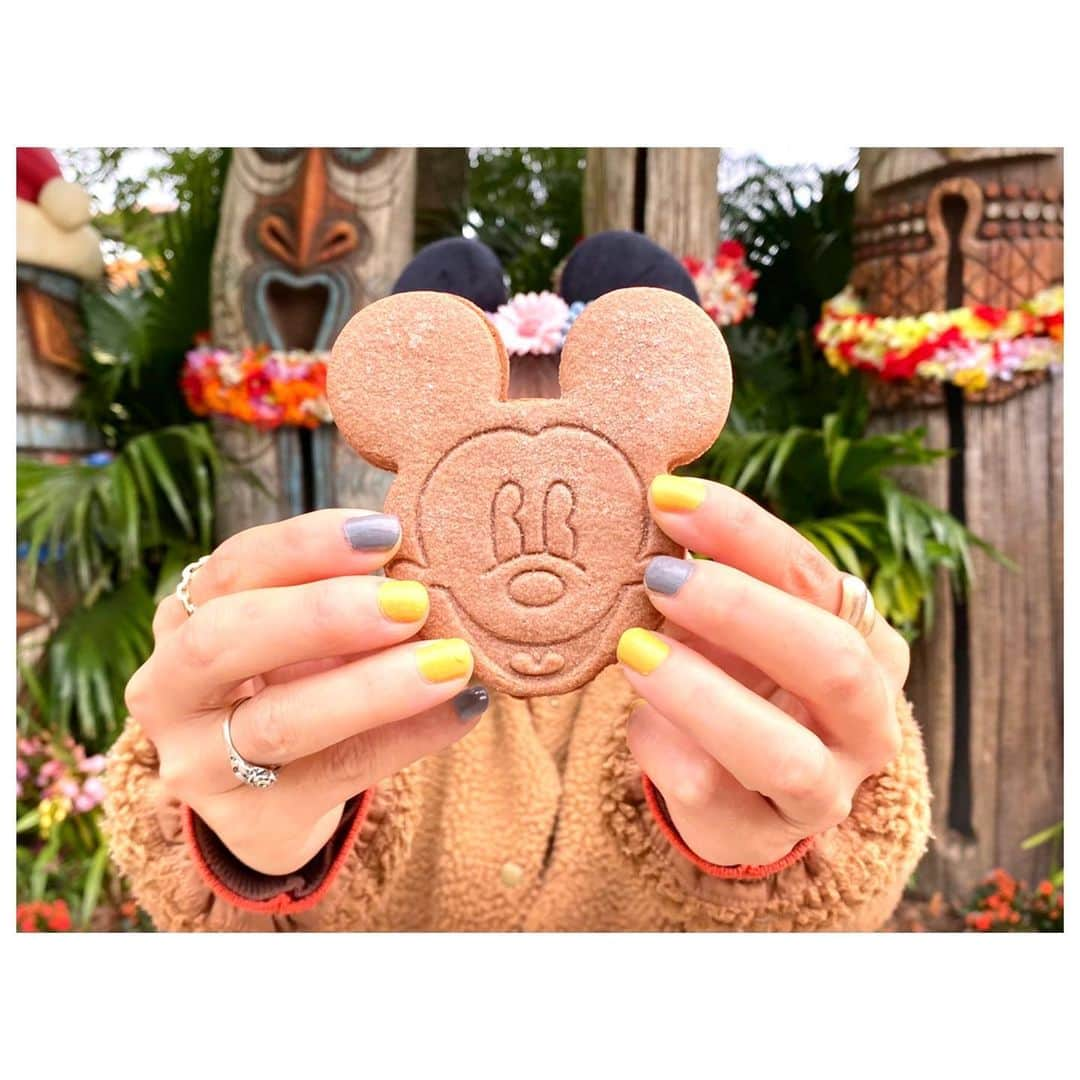 小林由佳さんのインスタグラム写真 - (小林由佳Instagram)「DECEMBER   Disney Land!!🐭♡」12月25日 12時43分 - yuca_tan