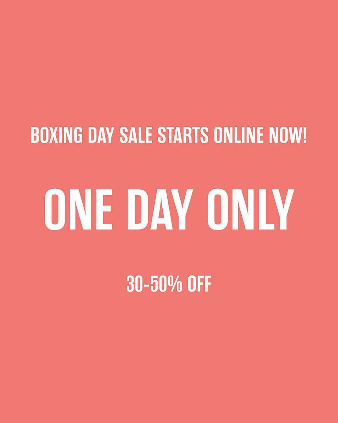 のインスタグラム：「Shop online now and enjoy complimentary global shipping: karenwalker.com or link in profile.」