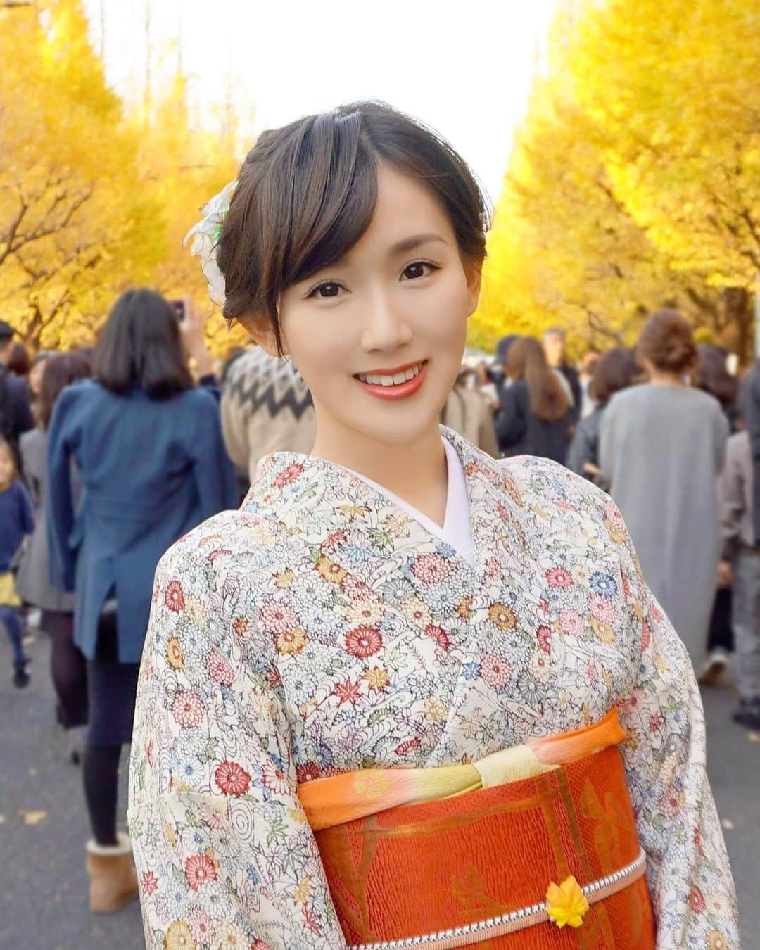 谷中麻里衣さんのインスタグラム写真 - (谷中麻里衣Instagram)「Japanese art exhibition ✨ Especially enjoyed “bingata” textiles since I love kimono 🥰  日本美術を軸にした「美を結ぶ。美をひらく。」展へ🌸 紅型のお着物は持っているものの、型紙をみたのは初めて🥺 影を使った展示方法も面白かったです✨  古伊万里や鍋島の技法も解説されていて、お皿1枚にかけられる膨大な手間を伺い知ることができました😊  ※紅型きてる写真は2年前です🍁  #サントリー美術館#紅型#着物#美を結ぶ美をひらく#古伊万里#鍋島#麻里衣きもの#美術館#麻里衣アート」12月25日 13時26分 - marieyanaka