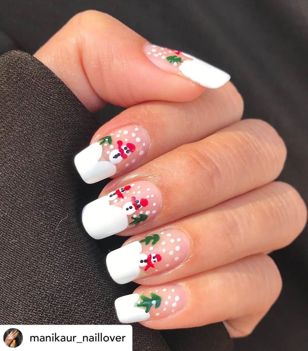 Nail Designsさんのインスタグラム写真 - (Nail DesignsInstagram)「Credit • @manikaur_naillover Here is my Christmas Nail Art 3  This Cute Snowman ⛄️ design I seen this on @lightslacquer which is created by @kuypernailart ⛄️ Thank you for such cute design   Nail Polishes :-  @nugelnonuvgel  @stayquirky.in  @debellecosmetix   You can shop Nugel from @manikaurnailpolishstore   Let know in comment u like it or not ...  Xmas Nails for @newu_dabur   #12daysofchristmasnailartchallenge #newunailomania   #nailpolish #nailporn #nailpolishaddict #nailpainting #nailsofinstagram #nailsonfleek #nailsoftheday #naildesigns #nailartindia #xmasnails #xmasnailsart #diyxmasnails #christmasnails #christmasnailsart #christmasnails🎄 #christmas2020nails #christmasnailsdesign #christmasweek #nailblogger #nailspafeature #nailpromote #nailsinspiration #nailsinspire #snowman #snowman⛄ #snowmannails #snowmannailart #snowmannails⛄️⛄️❄️」12月25日 14時13分 - nailartfeature