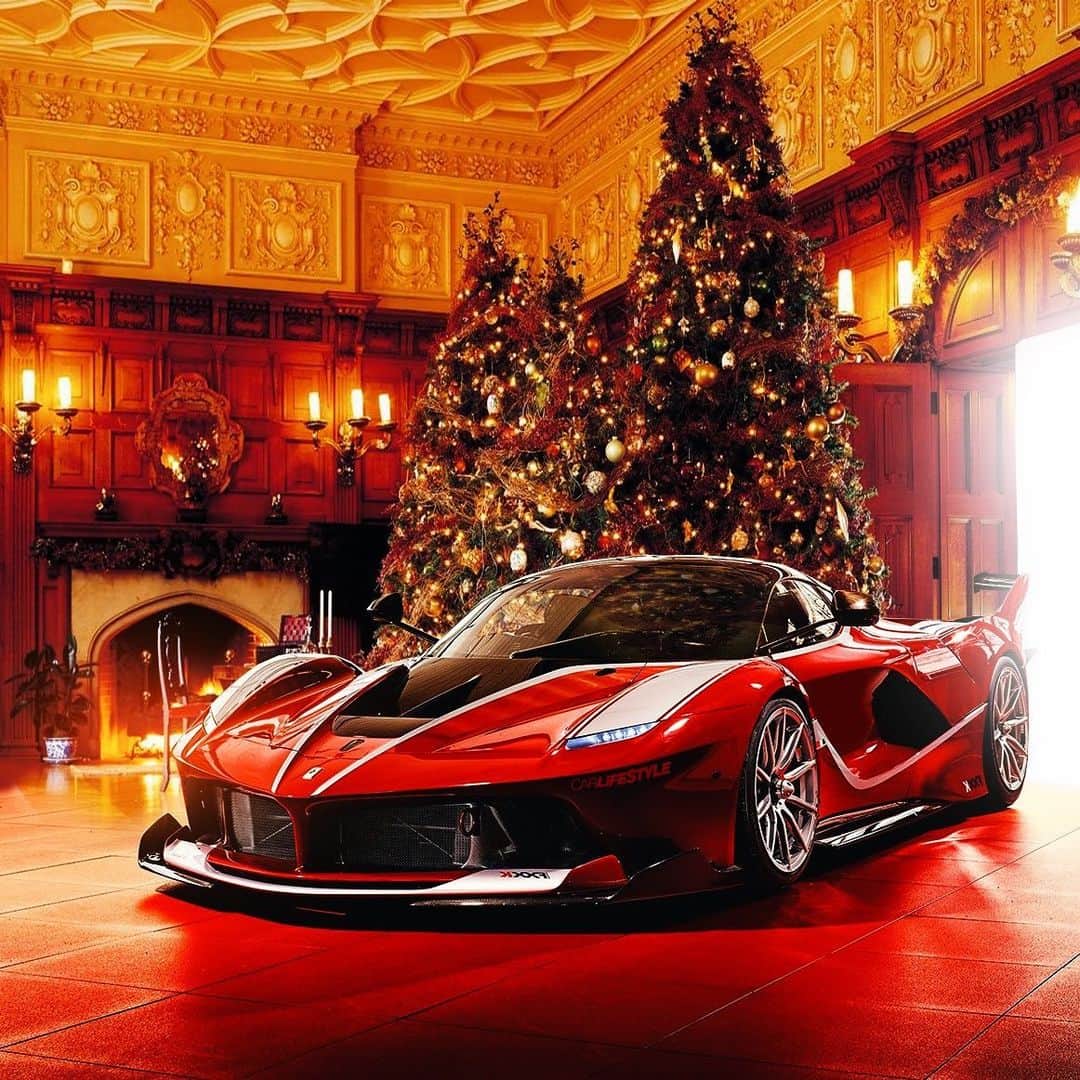 CARLiFESTYLEさんのインスタグラム写真 - (CARLiFESTYLEInstagram)「What car would you want under your Christmas tree? #carlifestyle」12月25日 14時14分 - carlifestyle