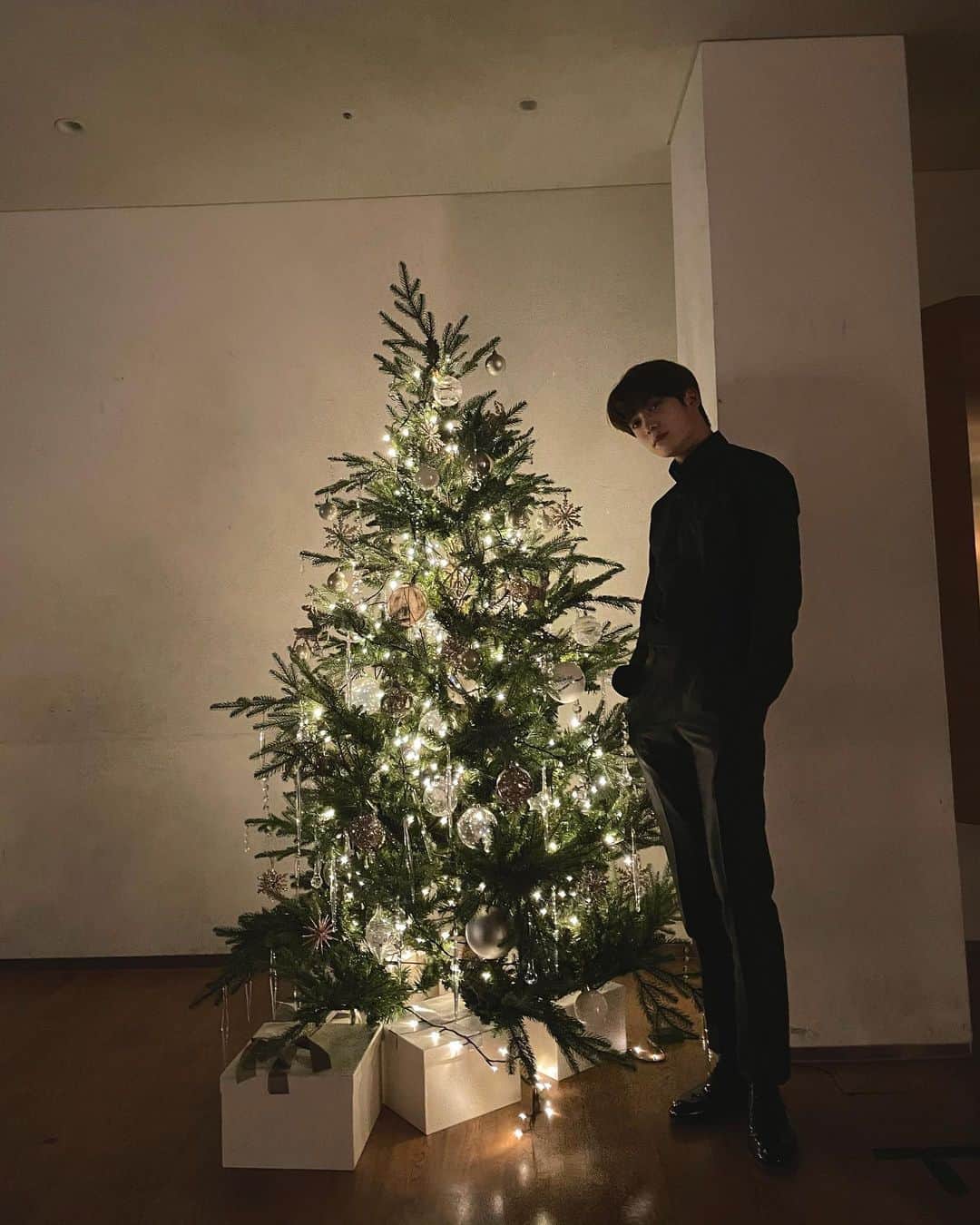 ジェヒョンさんのインスタグラム写真 - (ジェヒョンInstagram)「merrychristmas」12月25日 14時16分 - _jeongjaehyun