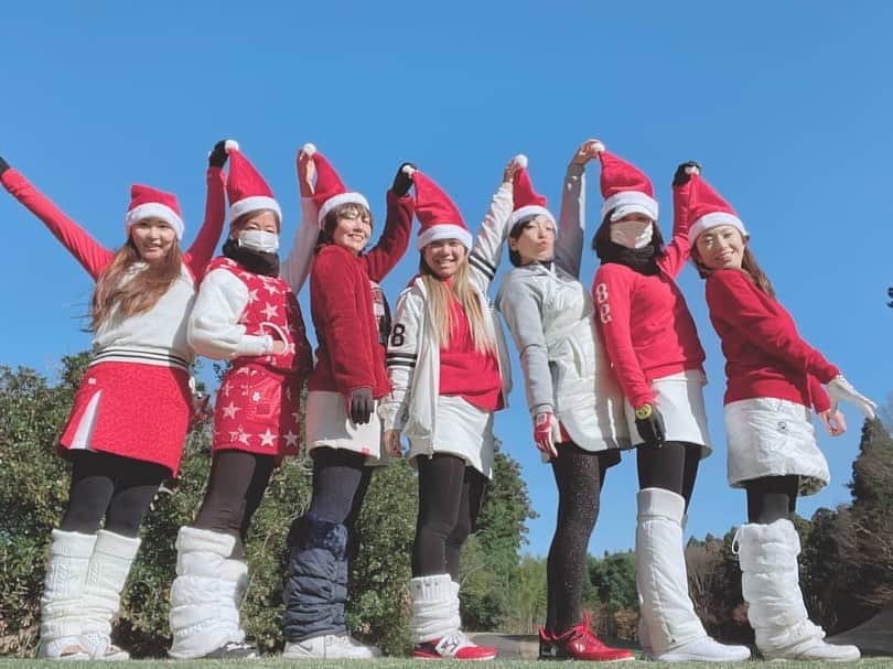 安藤あいかのインスタグラム：「メリークリスマス🎄」