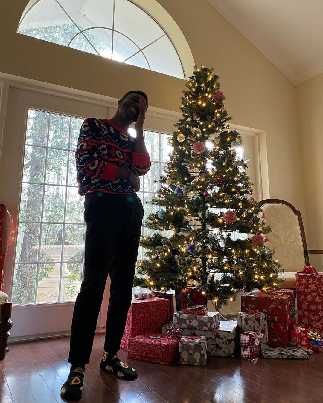 クリス・ライアンさんのインスタグラム写真 - (クリス・ライアンInstagram)「오랜만에 가족이랑 같이 보내는 크리스마스 🎄」12月25日 14時43分 - chrislyonm