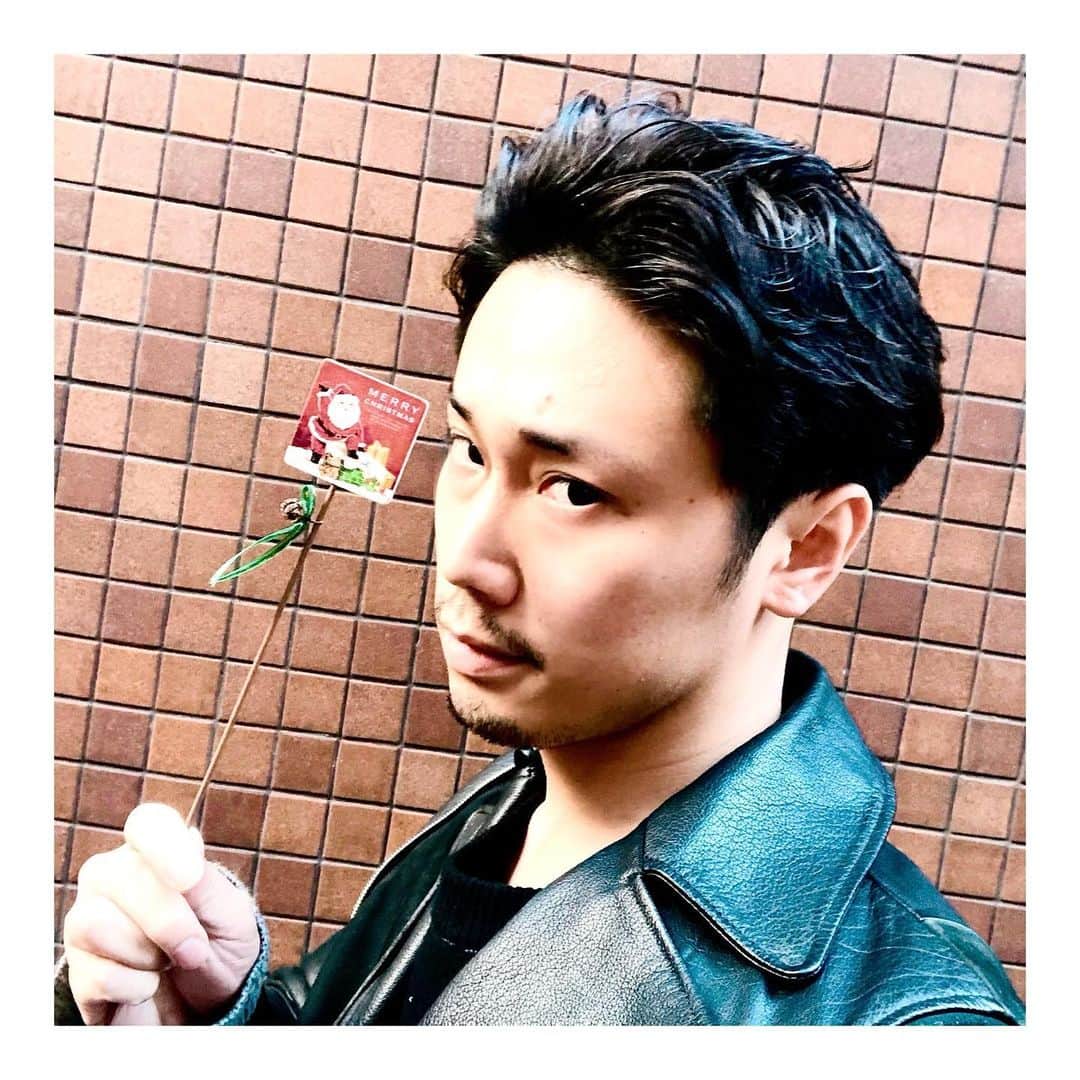 のインスタグラム：「Wishing you a very merry Christmas🎄」