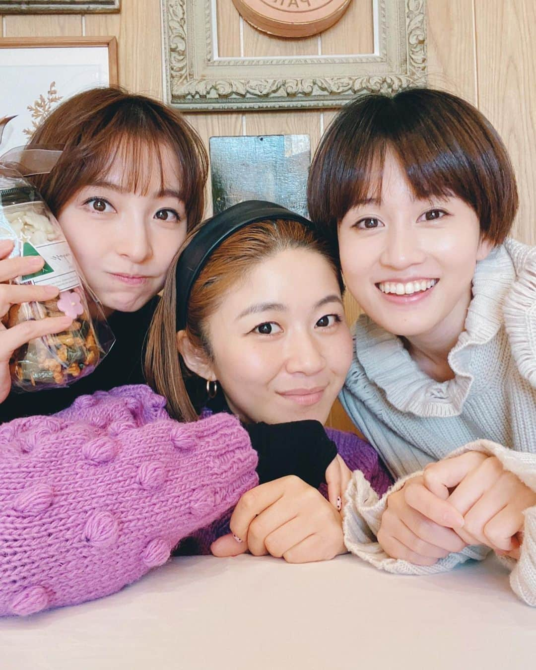 篠田麻里子さんのインスタグラム写真 - (篠田麻里子Instagram)「Merry🎁Xmas 来年も良い一年になりますように❤️ #クリスマス#門出祝い」12月25日 15時43分 - shinodamariko3