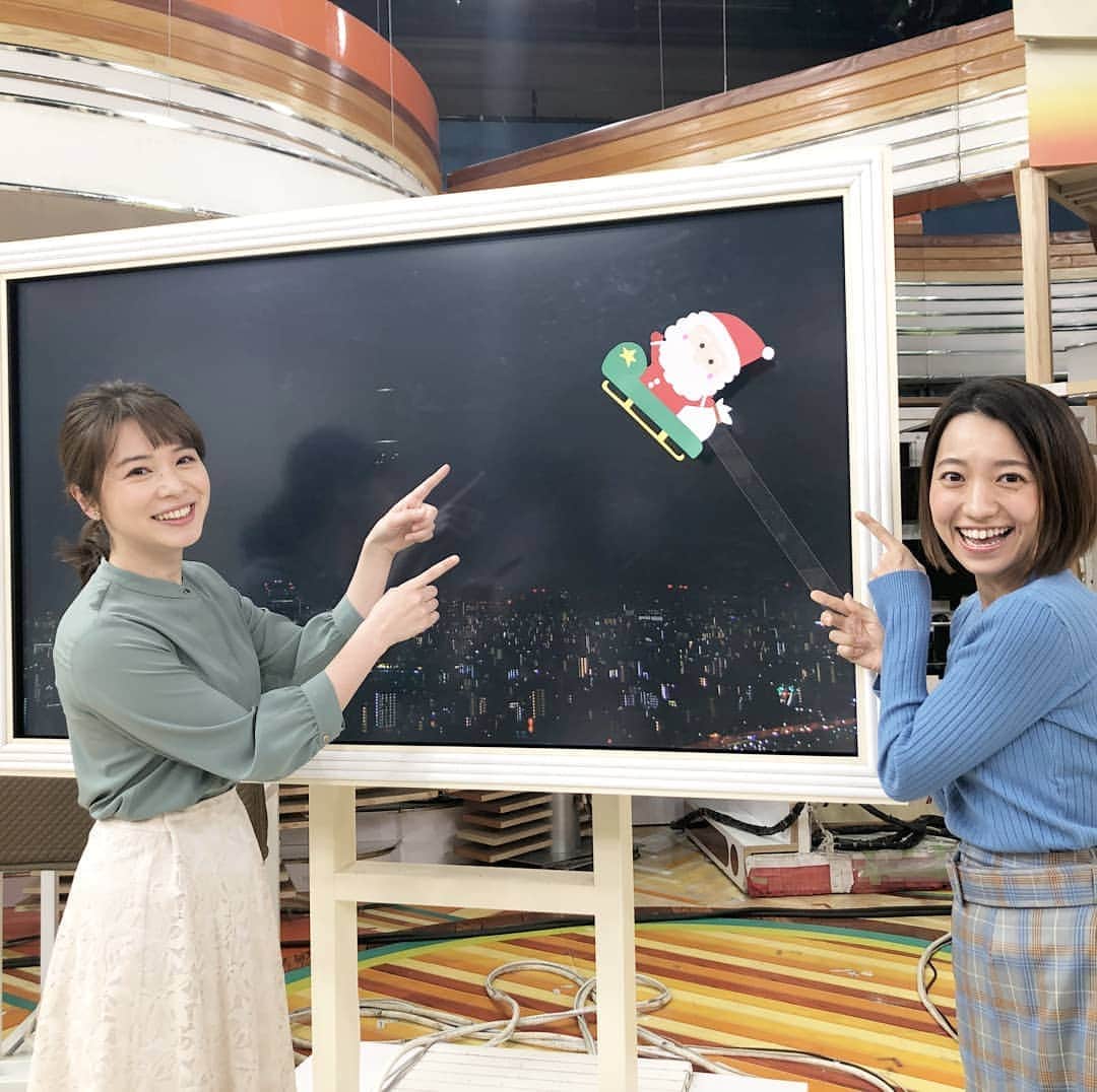 TBS「はやドキ！」のインスタグラム：「木曜日の天気コーナーで🌟﻿ ﻿ 池田さんの手作りサンタさんが﻿ 登場しました🎅﻿ ﻿ すごくキュートなサンタさん！﻿ 画用紙を切り貼りして作られていて﻿ 池田さん器用だなぁと思いました✨﻿ ﻿ ﻿ 皆川﻿ ﻿ ﻿ #メリークリスマス﻿ #サンタさん﻿ #手作り﻿ #池田沙耶香﻿ #気象予報士﻿ #皆川玲奈﻿ #アナウンサー﻿ #はやドキ﻿ #tbs」