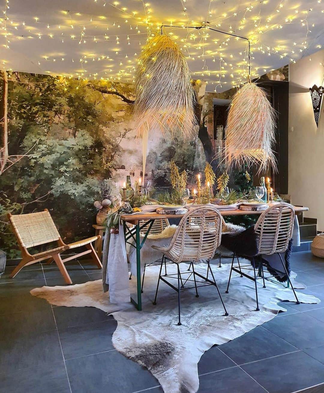 Crazy Roomsのインスタグラム：「Create your own indoor starry night 🌌 by @zebodeko」