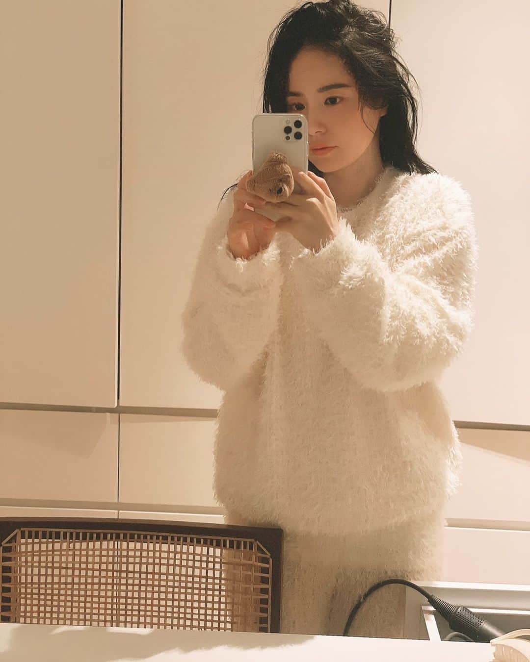 ミン・ヒョリンのインスタグラム：「💕」